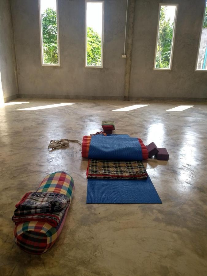Yoga Homestay Seka Eksteriør billede